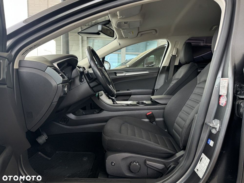 Ford Mondeo - 8