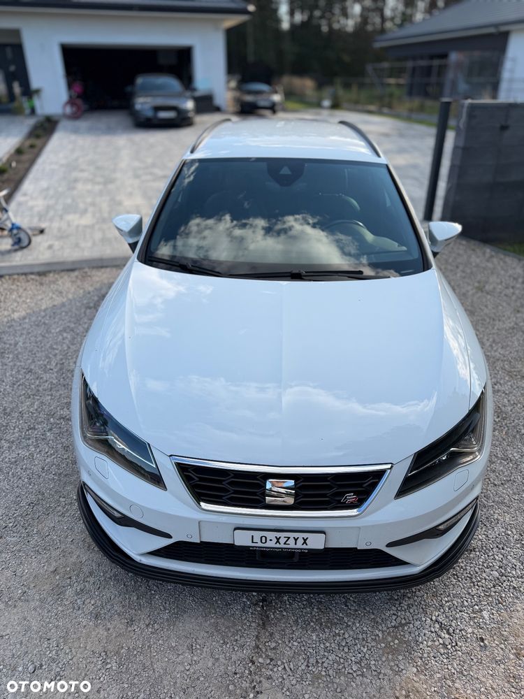 Seat Leon 1.5 eTSI OPF DSG FR Black Edition - 28
