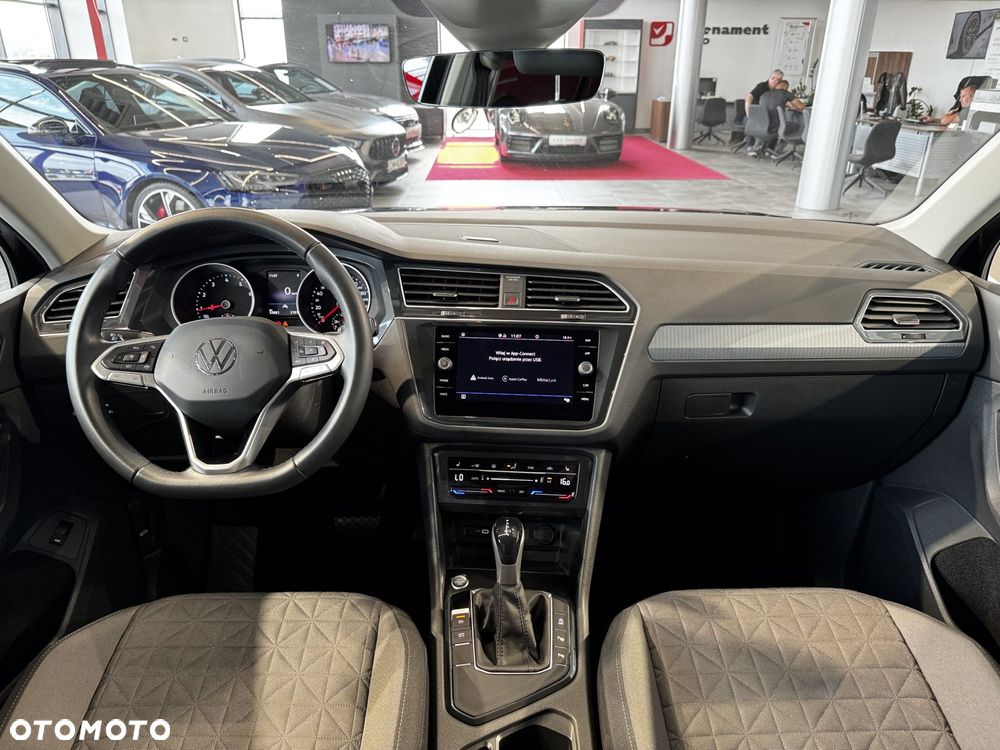 Volkswagen Tiguan - 20