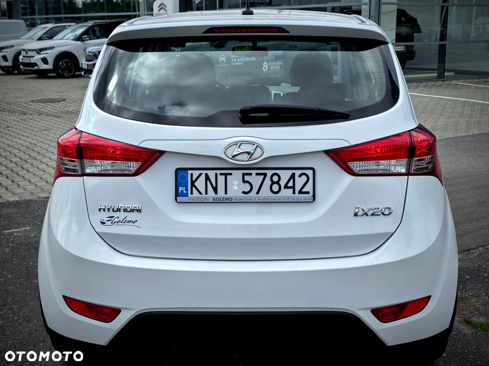 Hyundai ix20 1.4 BlueDrive Classic + - 4