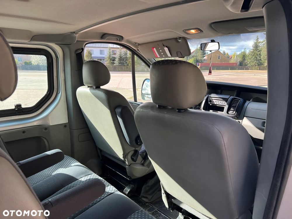 Renault Trafic - 12