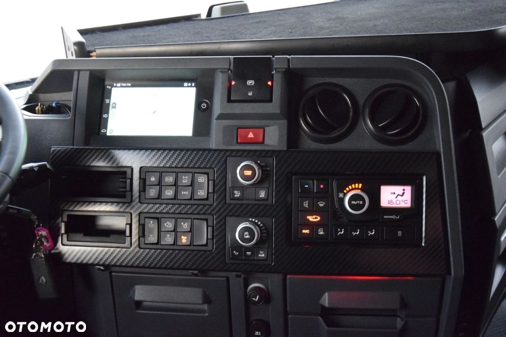 Renault T520 Standard - 35