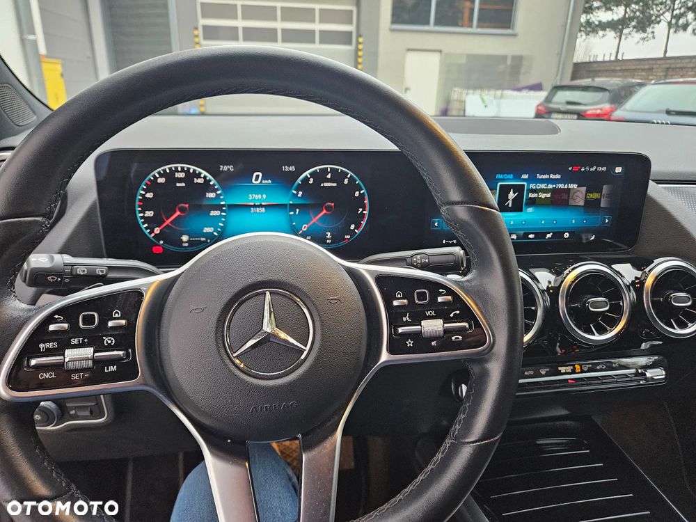 Mercedes-Benz GLA 200 Progressive - 7