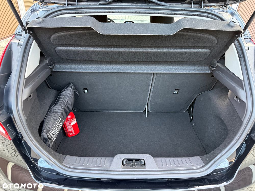 Ford Fiesta - 15