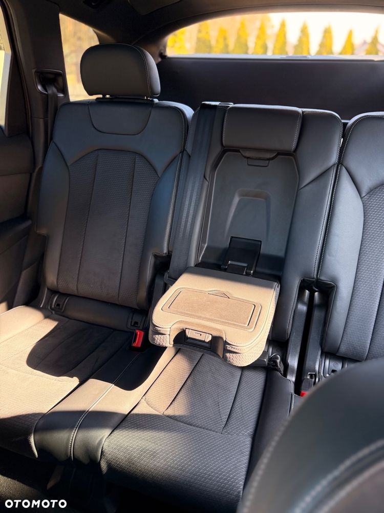 Audi Q7 45 TDI mHEV Quattro S Line Tiptr - 36
