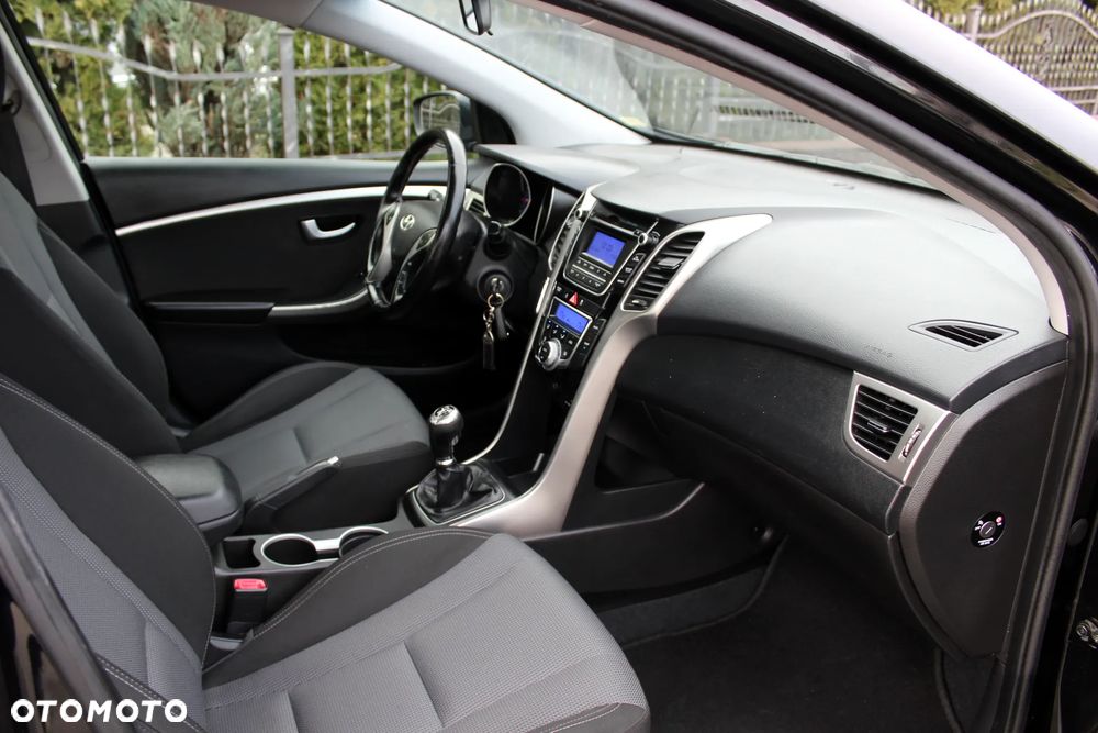 Hyundai i30 1.4 Comfort - 17