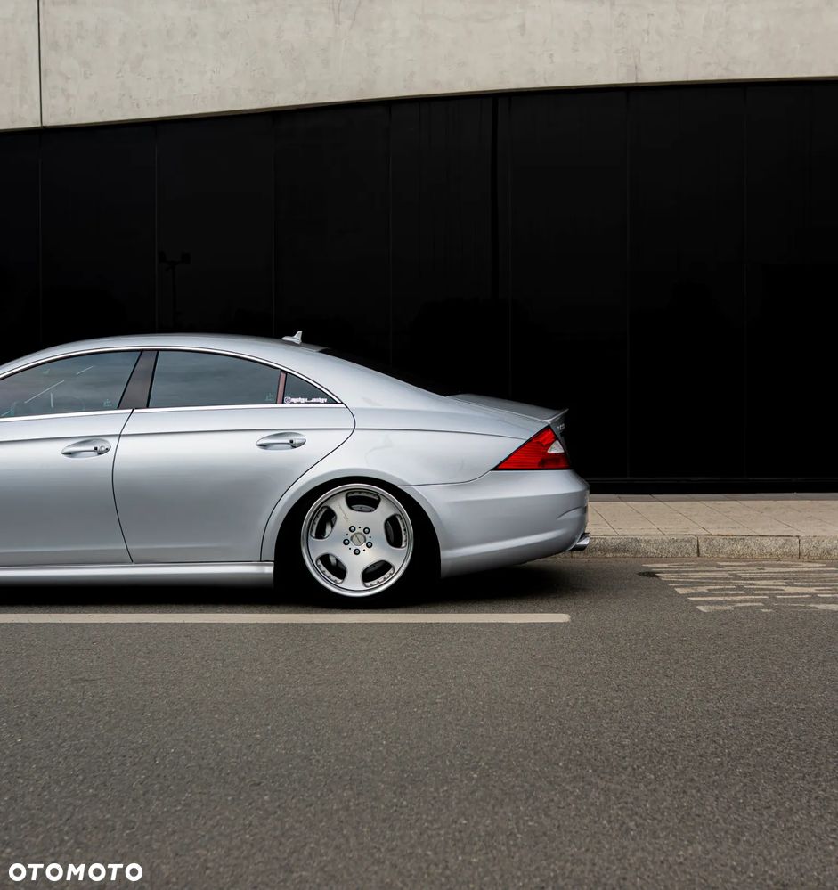 Mercedes-Benz CLS 63 AMG 7G-TRONIC - 13