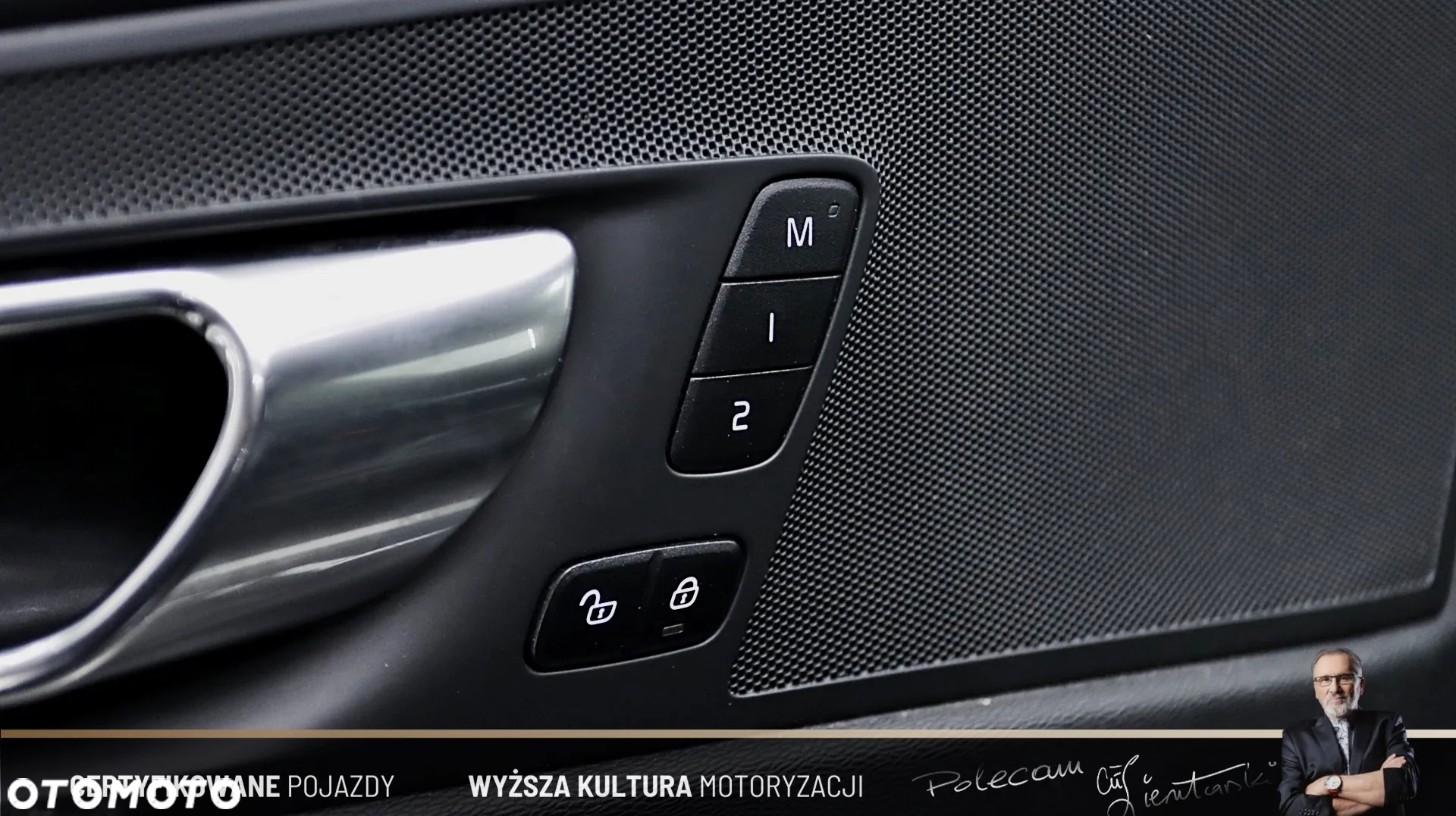 Volvo XC 60 D4 R-Design - 28