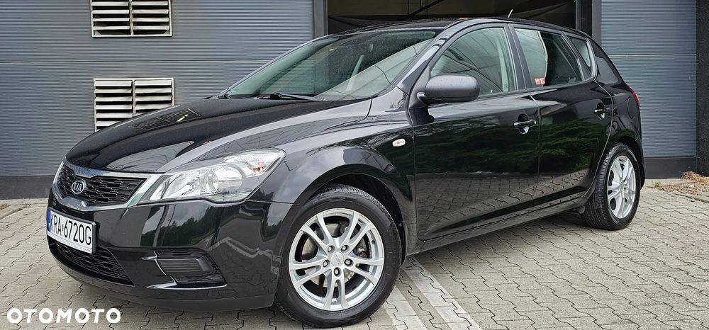 Kia Ceed 1.4 L - 1