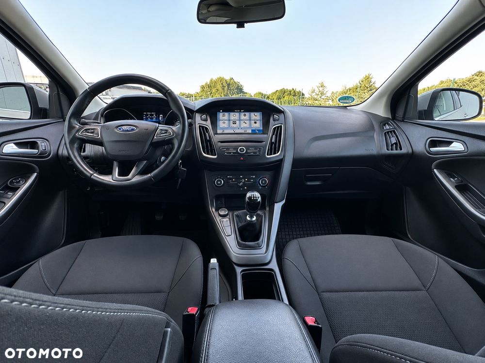 Ford Focus 1.5 EcoBoost Start-Stopp-System Titanium - 11