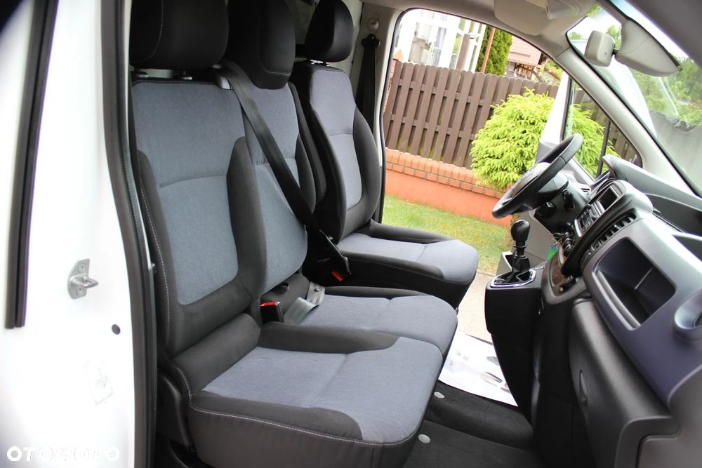 Opel VIVARO - 12