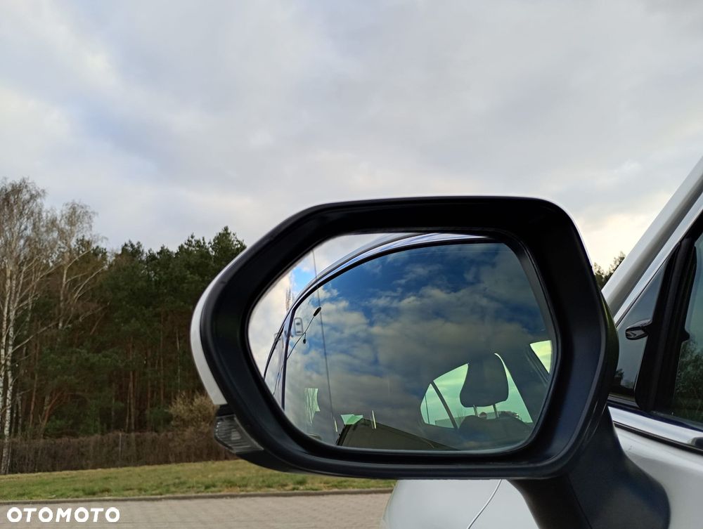 Toyota Camry 2.5 Hybrid Executive CVT - 9