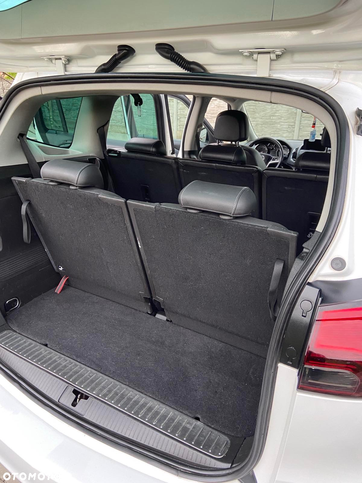 Opel Zafira 2.0 CDTI Cosmo - 15