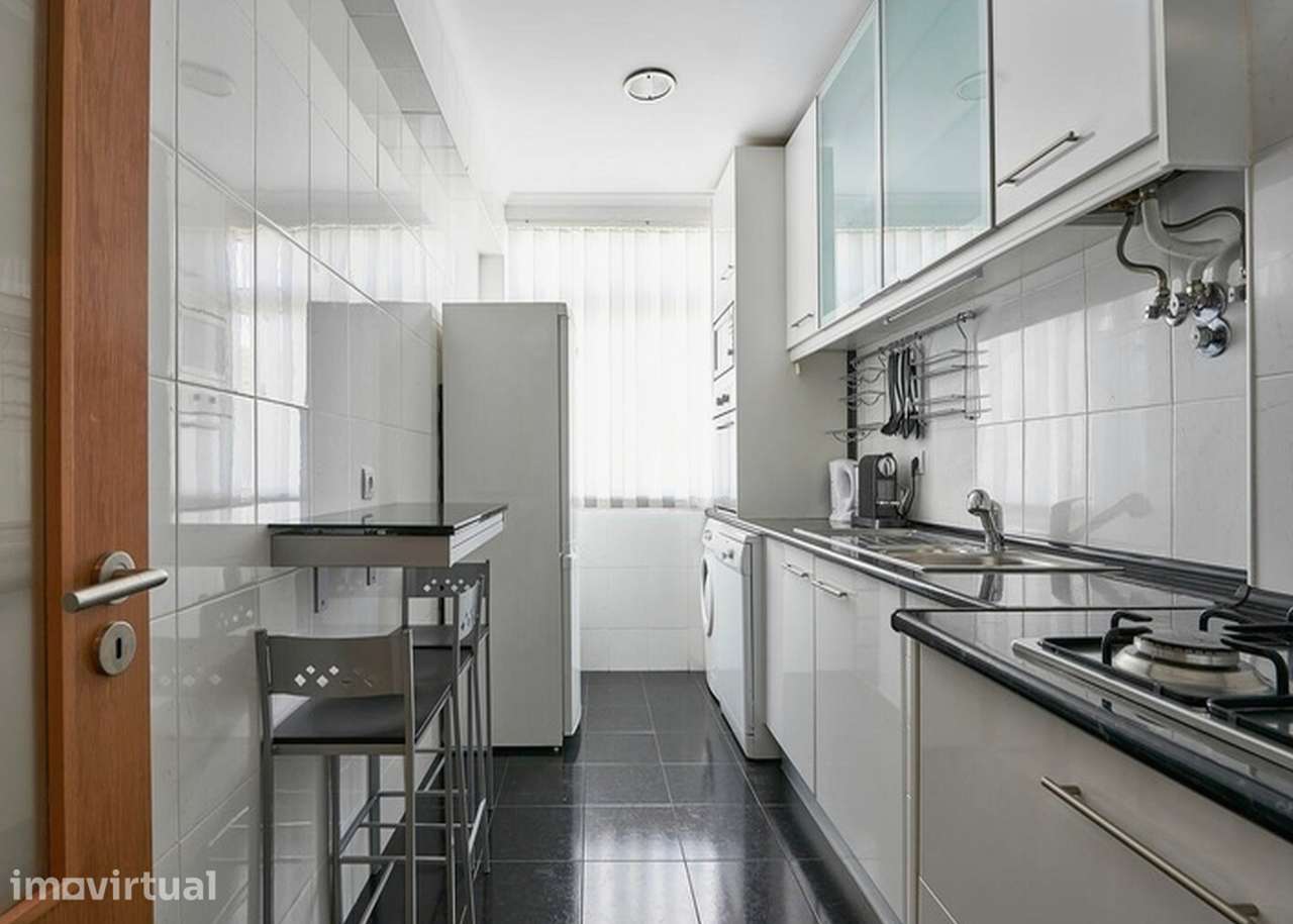 Apartamento T2 com ar condicionado e varanda Venteira, Amadora - Grande imagem: 3/31