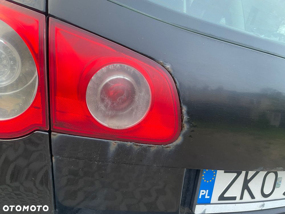 Volkswagen Passat 1.9 TDI Comfortline - 12