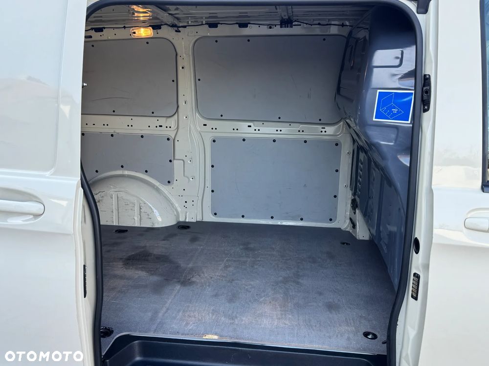 Mercedes-Benz VITO - 22
