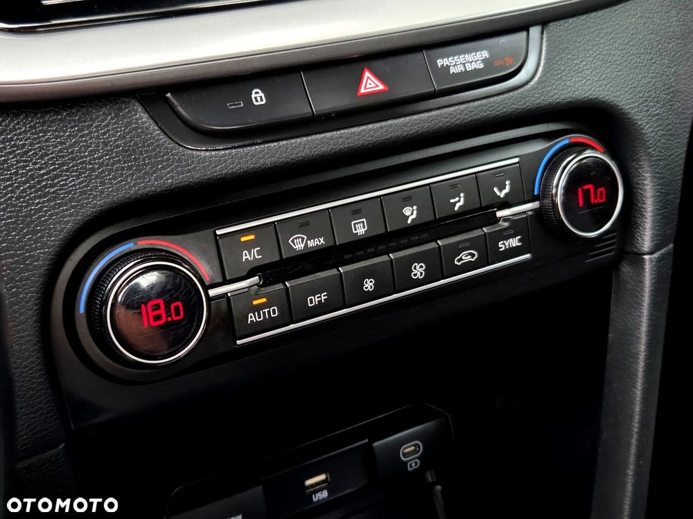 Kia Ceed 1.5 T-GDI L - 32