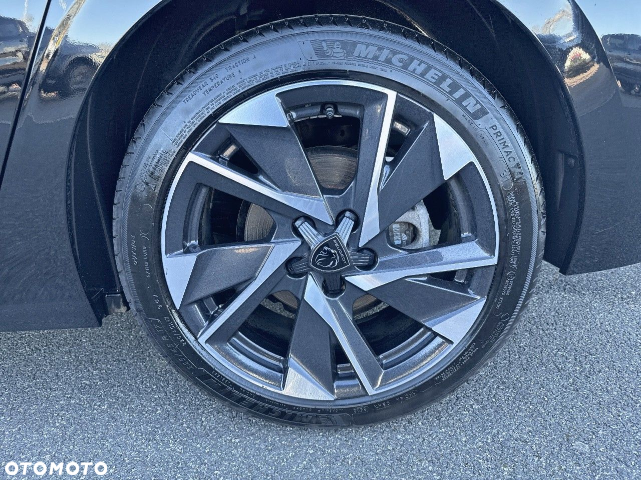 Peugeot 308 1.2 PureTech Allure S&S EAT8 - 11