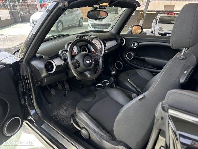 MINI Cabrio Cooper D - 4