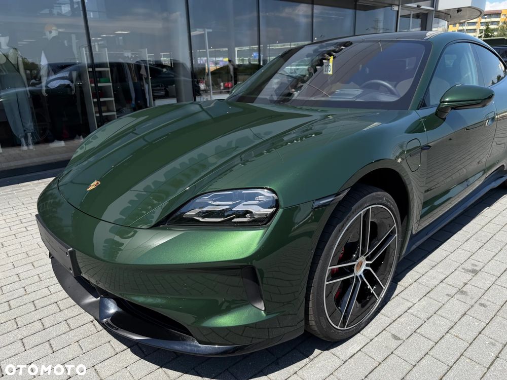 Porsche Taycan 105kWh GTS - 9