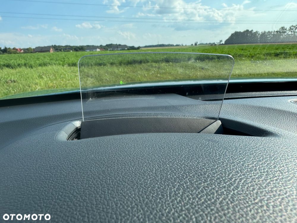 Hyundai Kona - 36