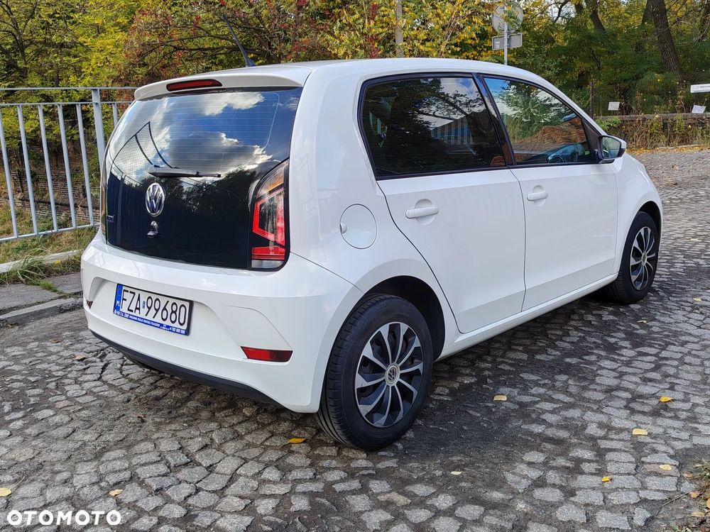 Volkswagen up! - 10