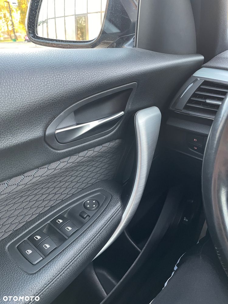 BMW Seria 1 118i M Sport Shadow - 25