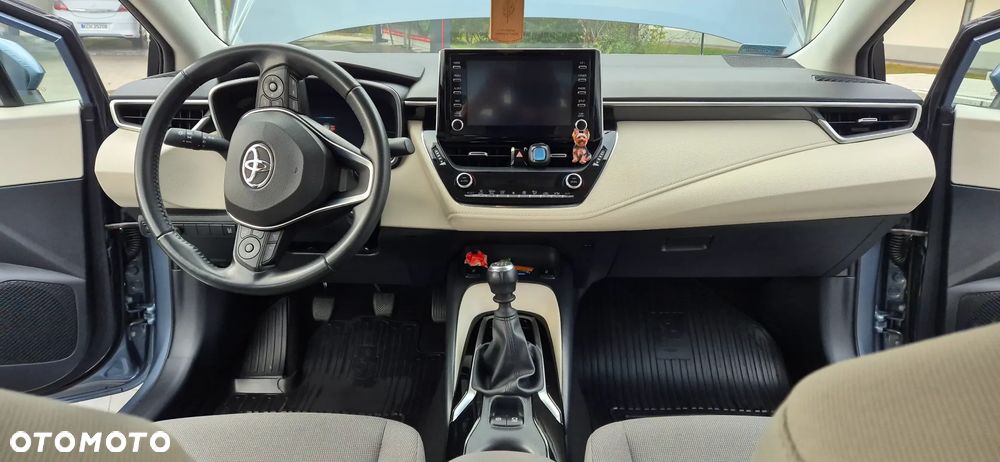 Toyota Corolla 1.6 Comfort - 5