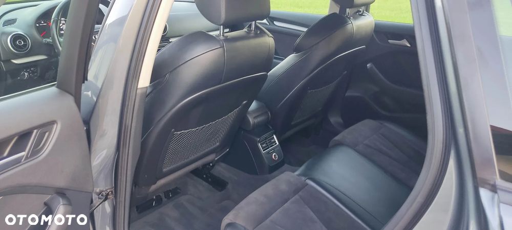 Audi A3 Sportback 2.0 TDI S tronic - 26