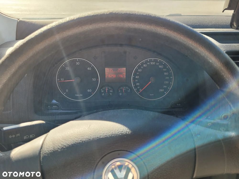 Volkswagen Golf V 1.9 TDI Trendline - 8