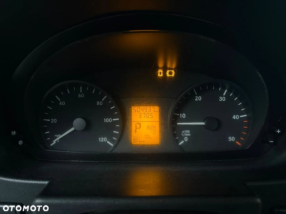 Mercedes-Benz Sprinter - 22