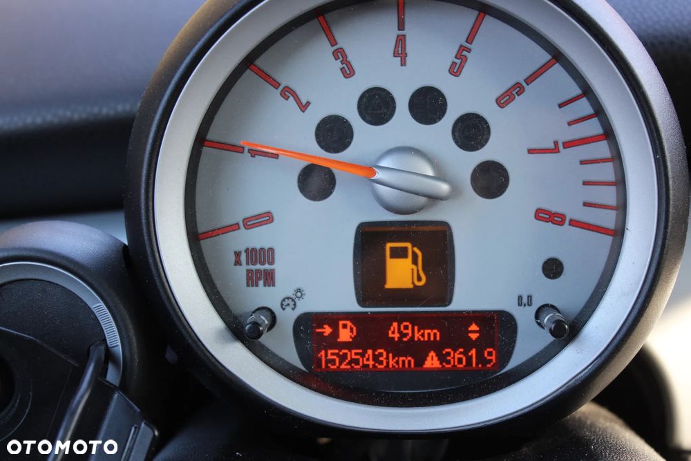 MINI Clubman One Essential Trim - 16