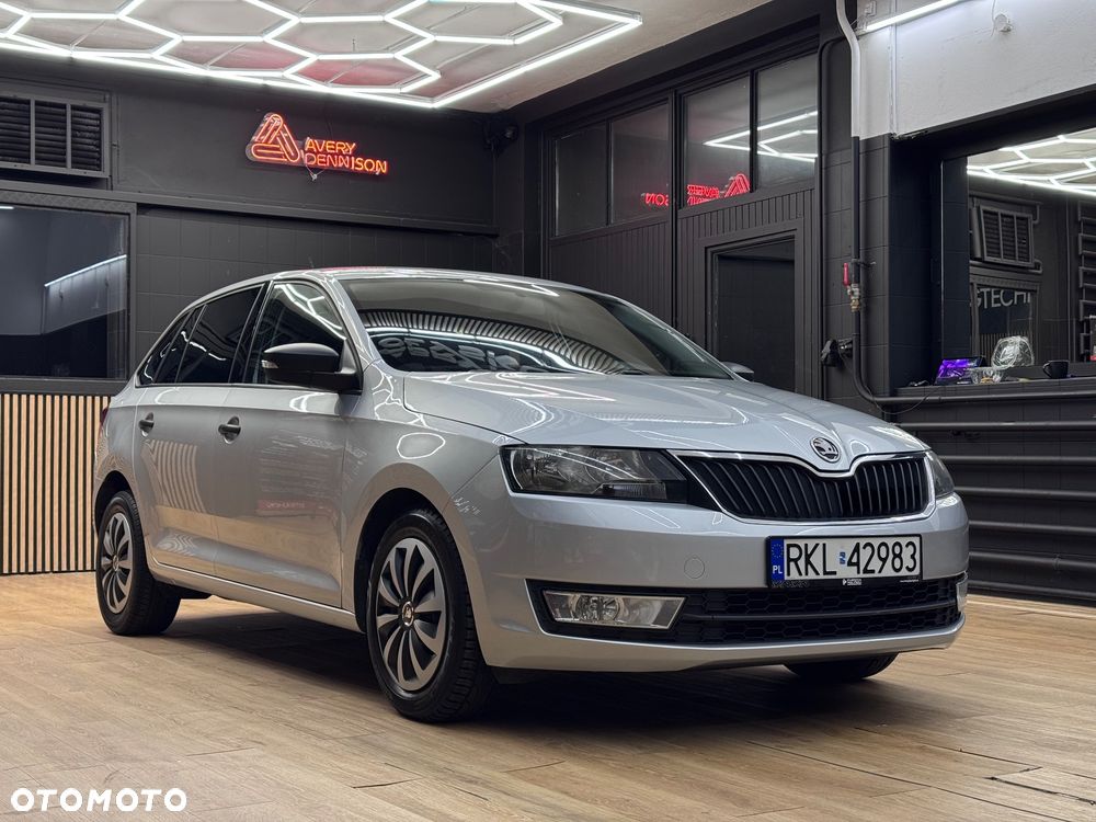 Skoda RAPID 1.6 TDI DPF Emotion Plus - 21