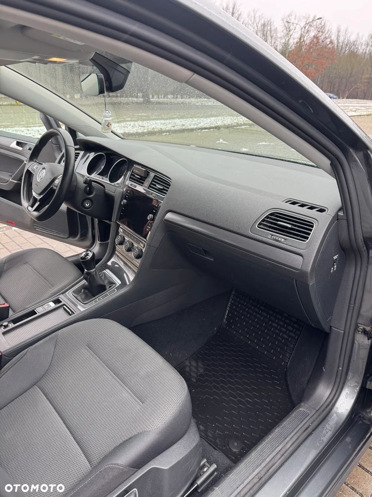 Volkswagen Golf 1.4 TSI BMT Comfortline - 12