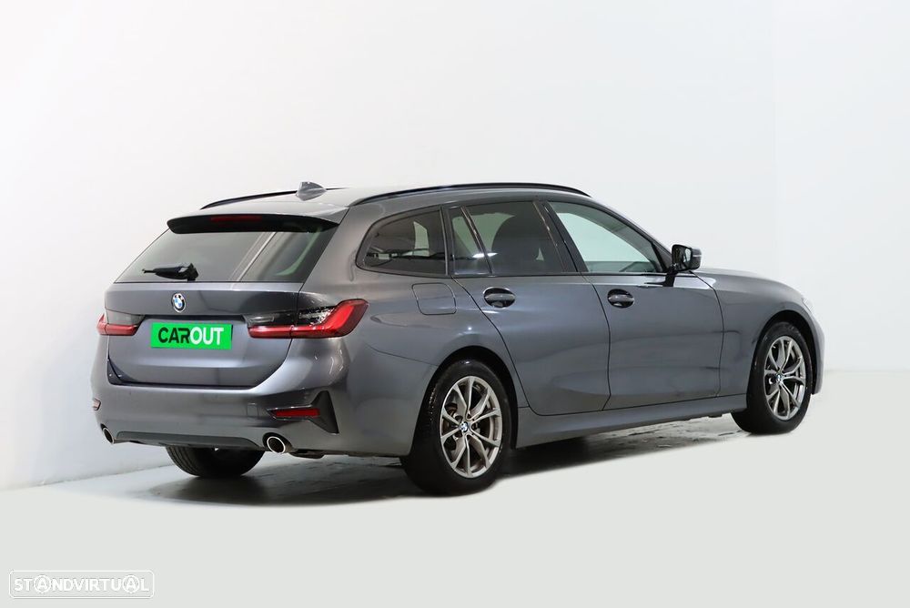 BMW 318 2022 photo 2