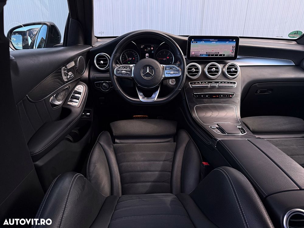 Mercedes-Benz GLC Coupe 220 d 4Matic 9G-TRONIC AMG Line - 22