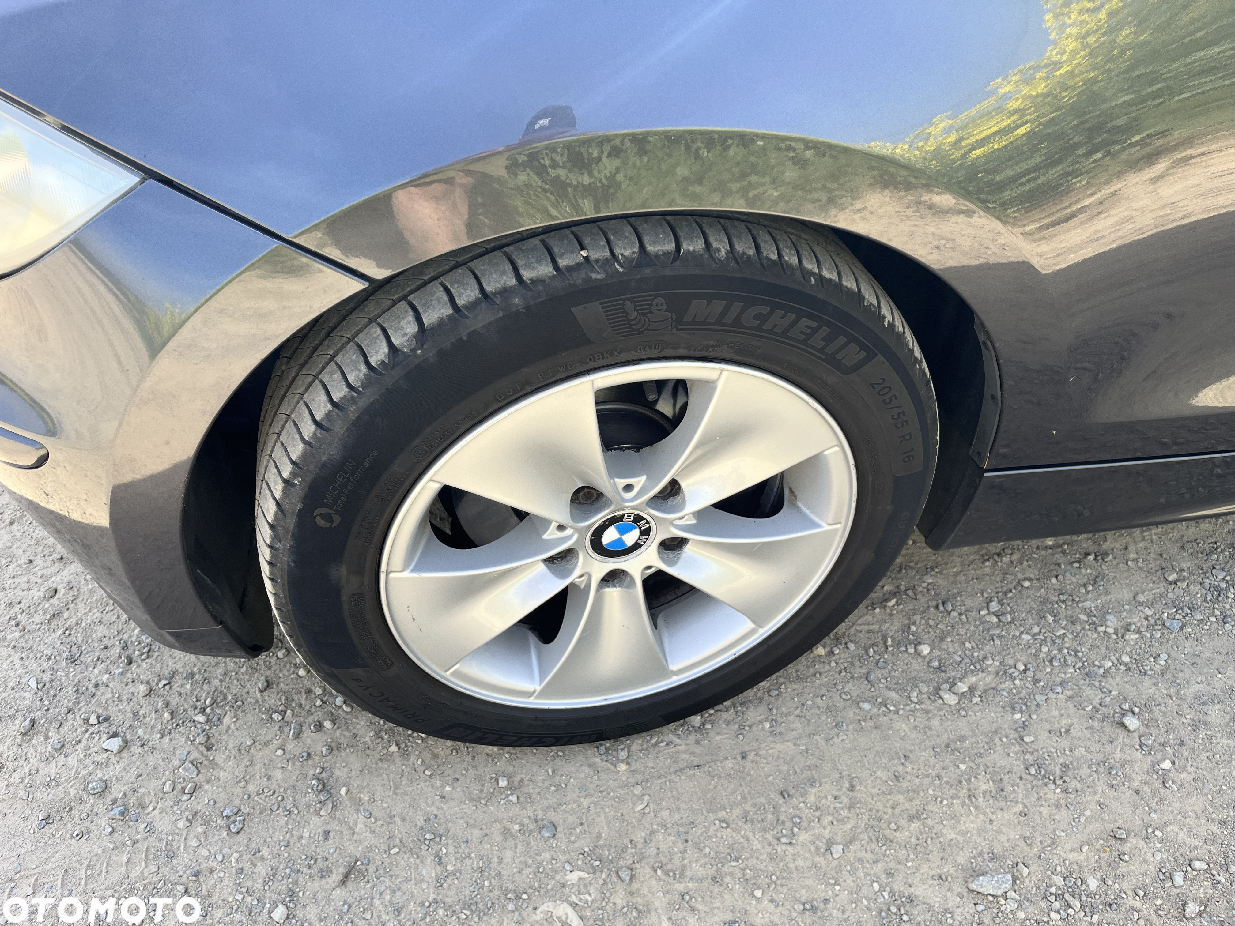 BMW Seria 1 120d DPF - 12