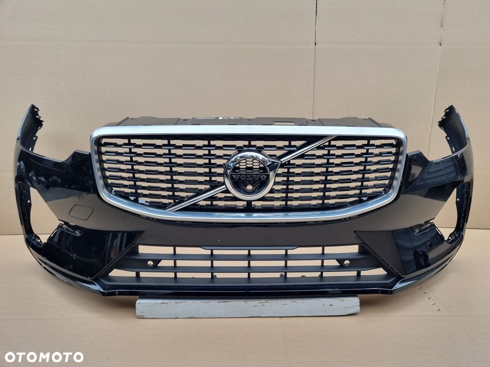 VOLVO XC60 II LIFT 2021- Zderzak przód oryginał MA082 - 1