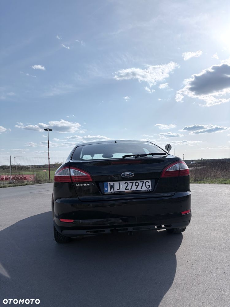 Ford Mondeo 2.0 Titanium - 11