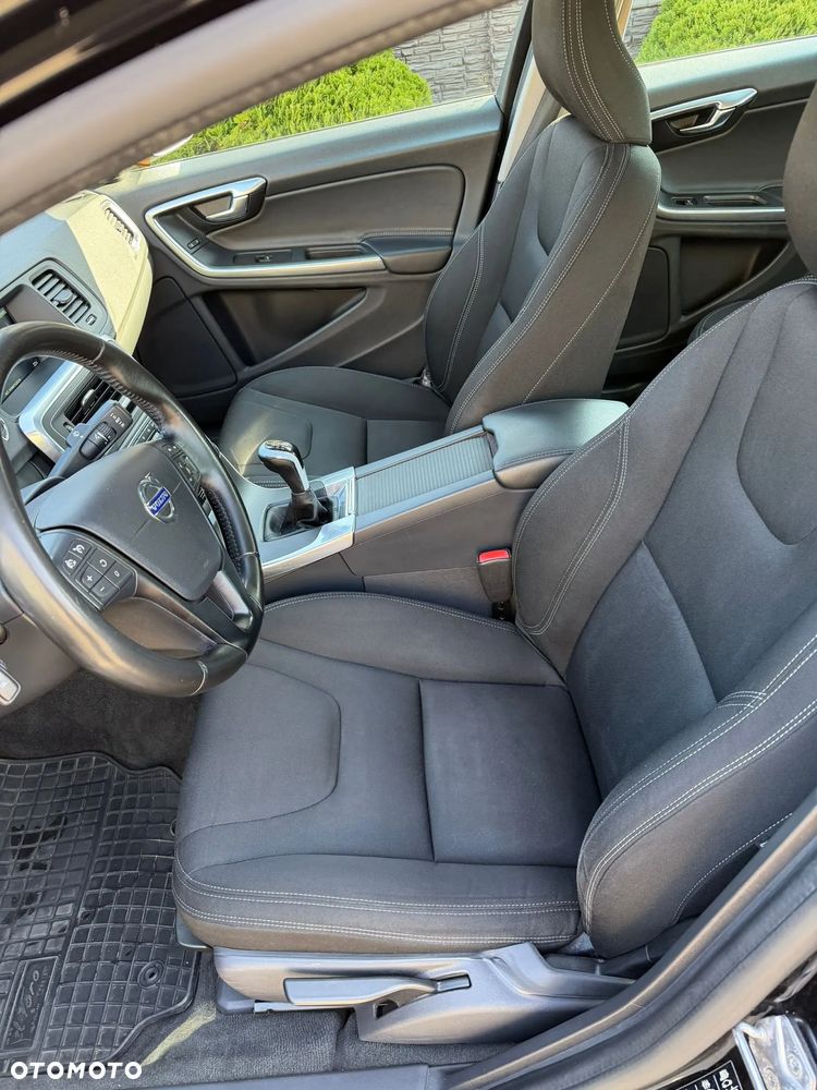 Volvo S60 D2 Kinetic - 10