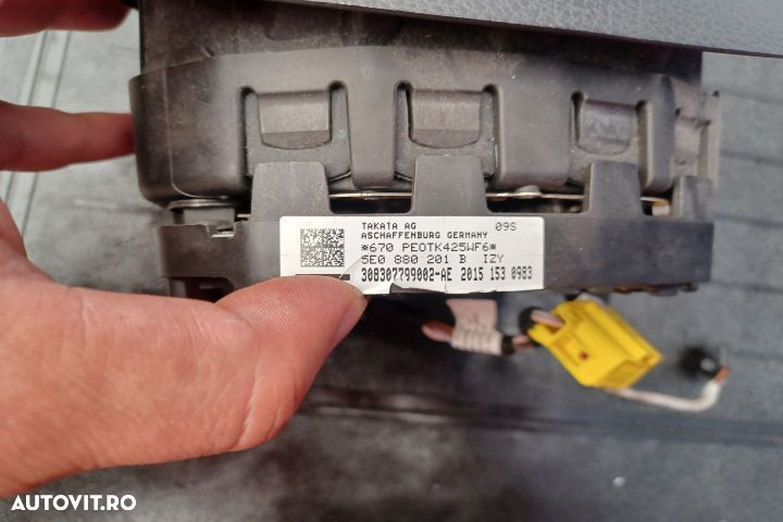 Airbag volan / sofer 5E0880201B PIESA NOUA 5E0880201B Skoda Octavia 3 - 5