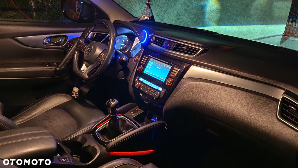 Nissan Qashqai 1.6 DIG-T Tekna - 29
