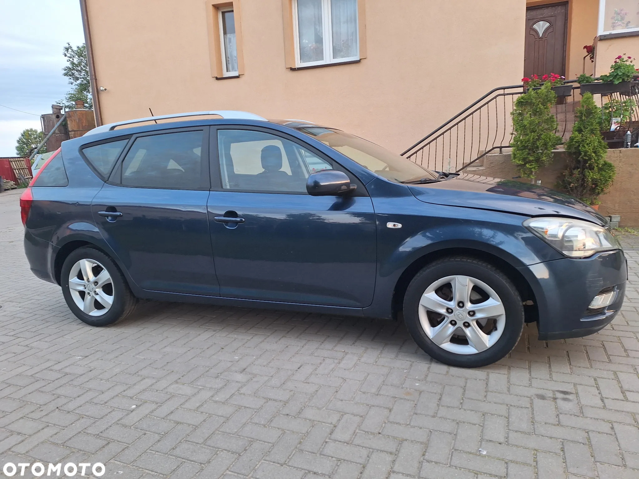 Kia Ceed - 16