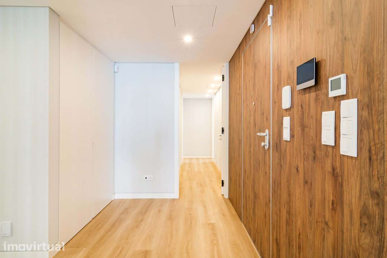 Apartamento T3+1 Venda em Carcavelos e Parede,Cascais - Grande imagem: 3/31