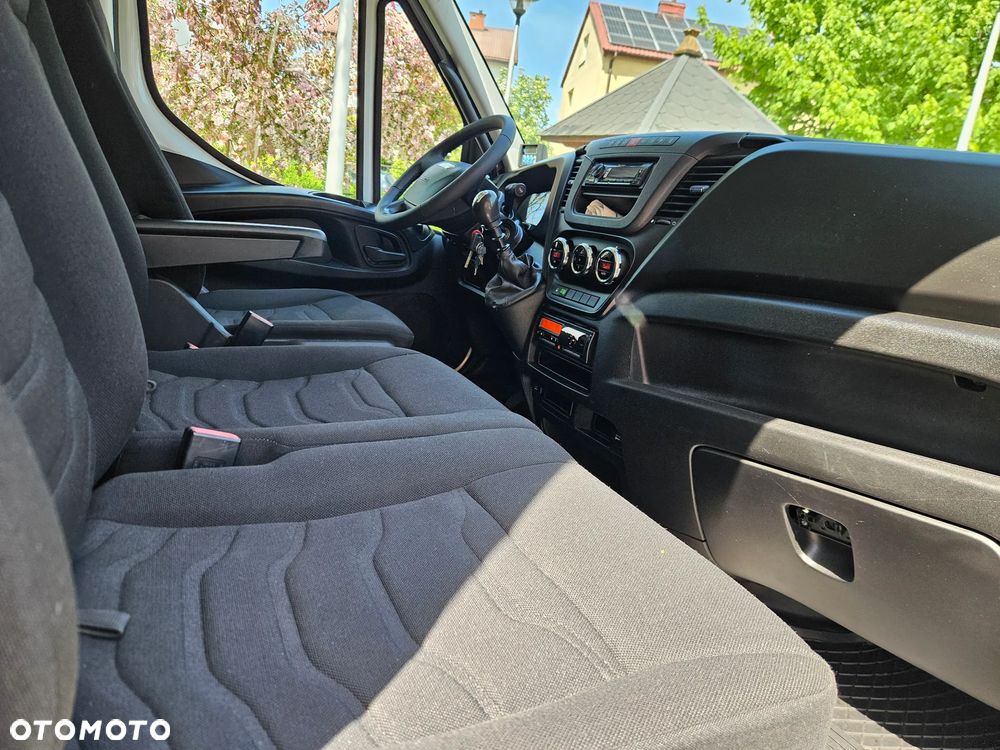 Iveco Daily - 24