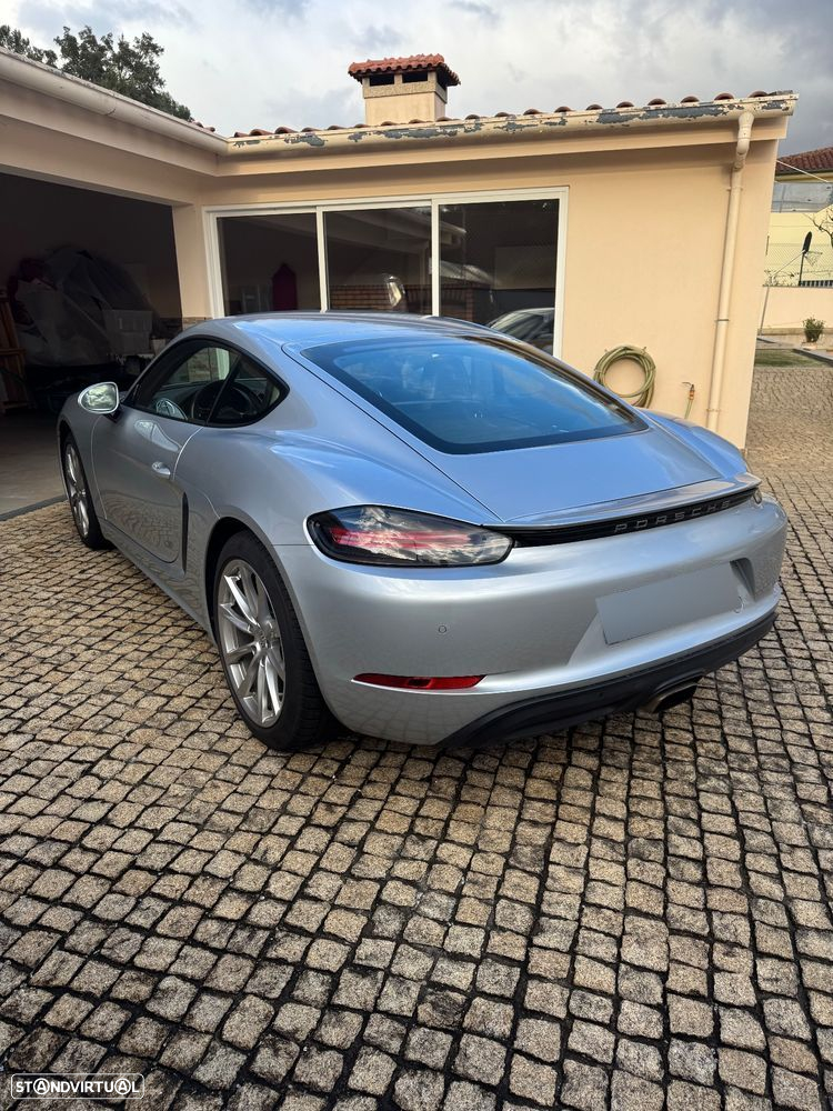 Porsche 718 Cayman 2.0 - 9
