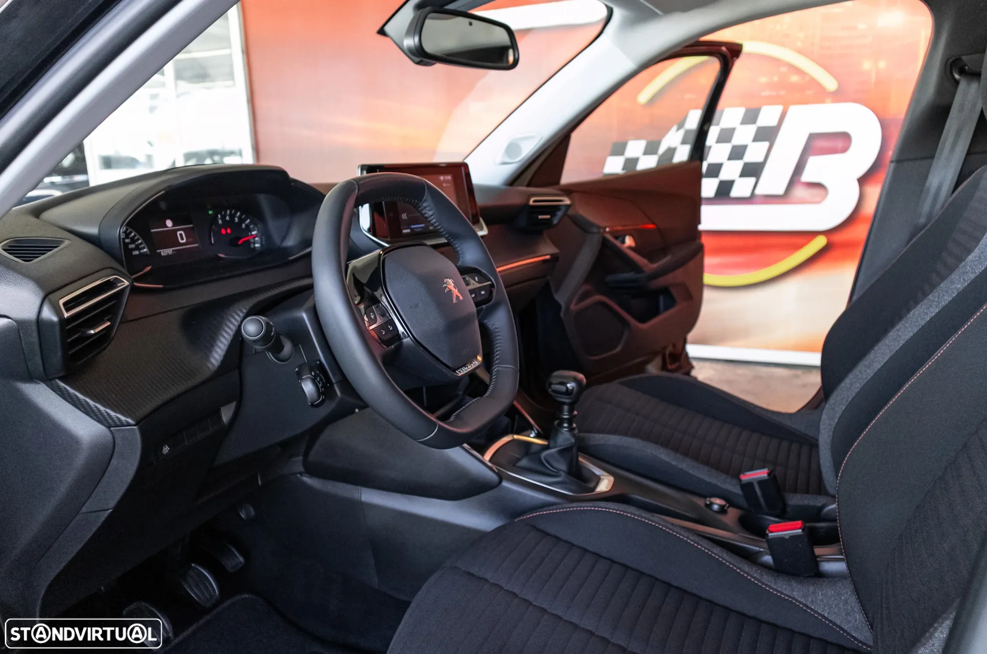 Peugeot 2008 1.2 PureTech Active - 9