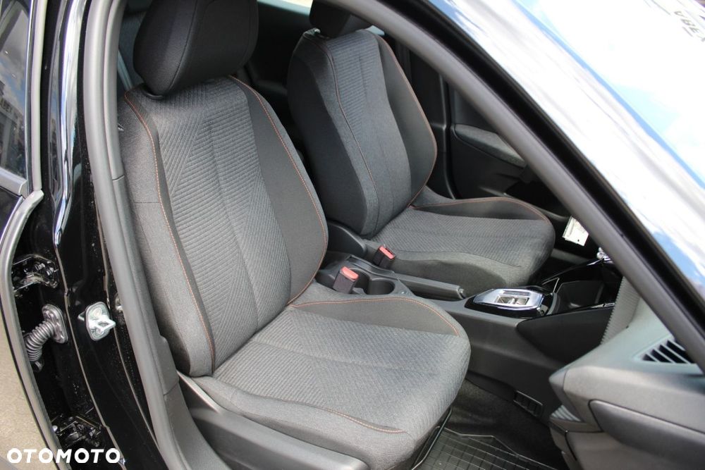 Peugeot 2008 - 18