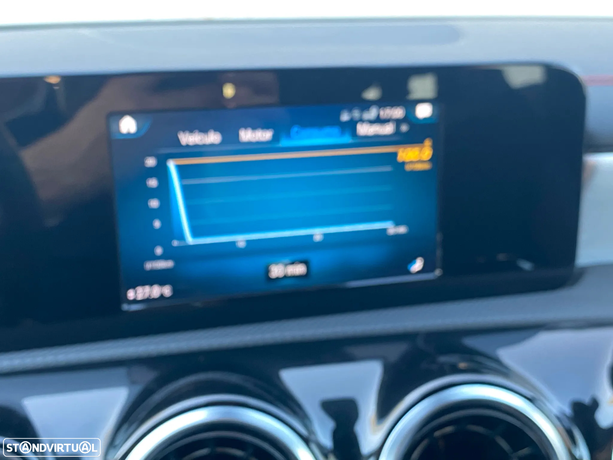 Mercedes-Benz CLA 180 d Shooting Brake AMG Line - 16