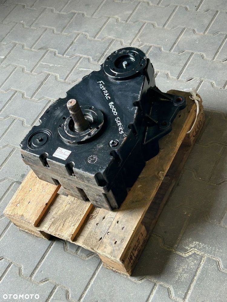 Zuidberg 38027003 przedni wał odbioru mocy WOM JCB FASTRAC 8000 - 7